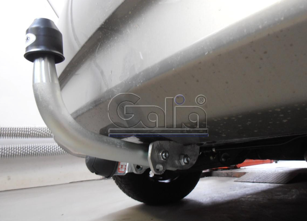 Фаркоп оцинкованный Galia K029A для Hyundai i30 хетчбек FD 2007-2010, Kia Ceed хетчбек 2006-2012(паспорт и сертификат в комплекте)(без электрики)