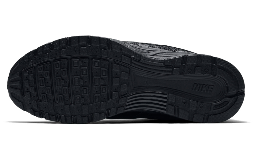 Кроссовки Nike P-6000