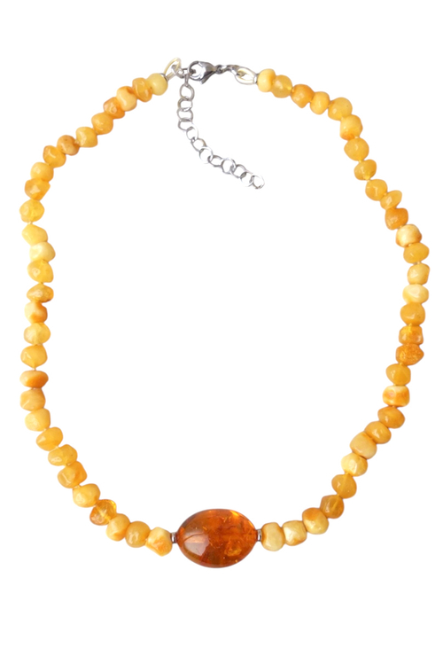 Чокер из матового янтаря с коньячной бусиной