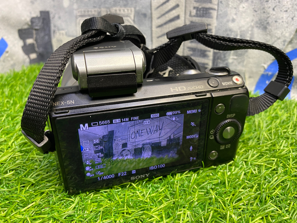 Sony NEX-5 Kit 18-55mm Покупка/Продажа