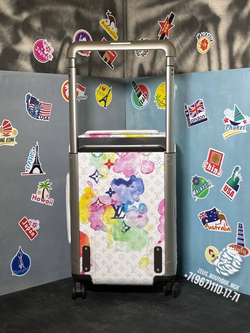 Дорожный чемодан Louis Vuitton Horizon 50