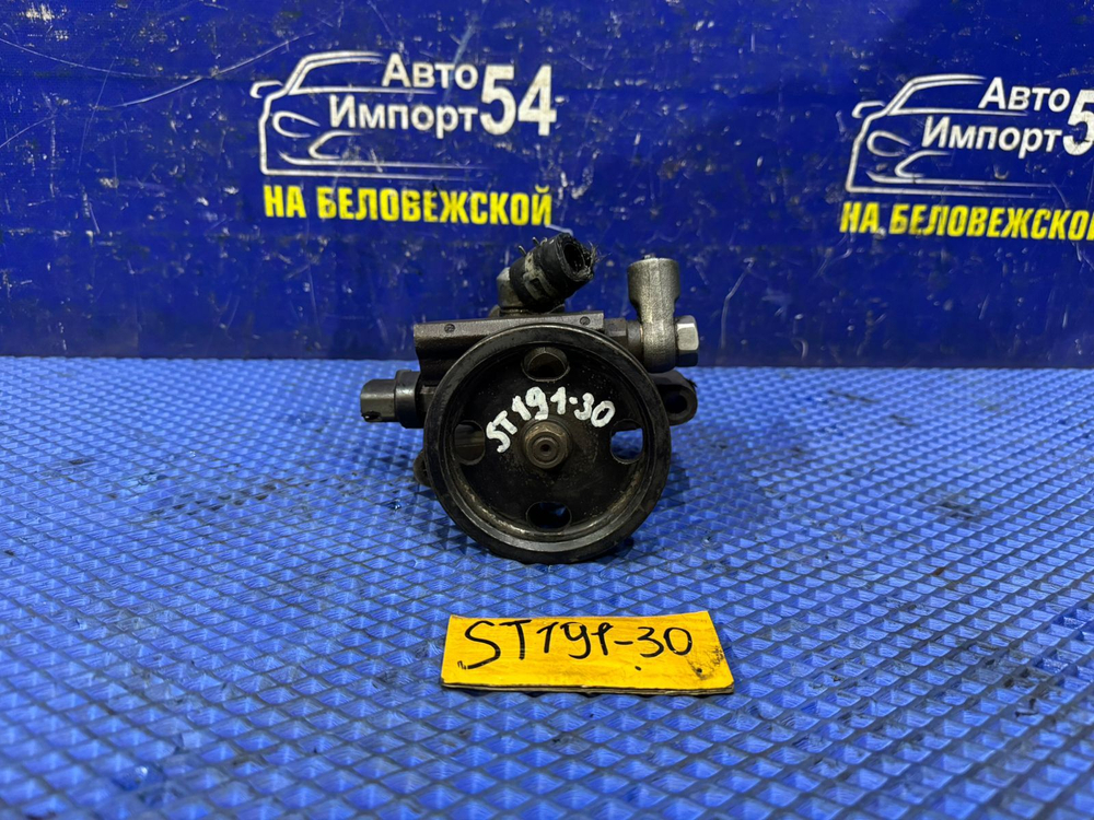 Насос ГУР TOYOTA CORONA 1993