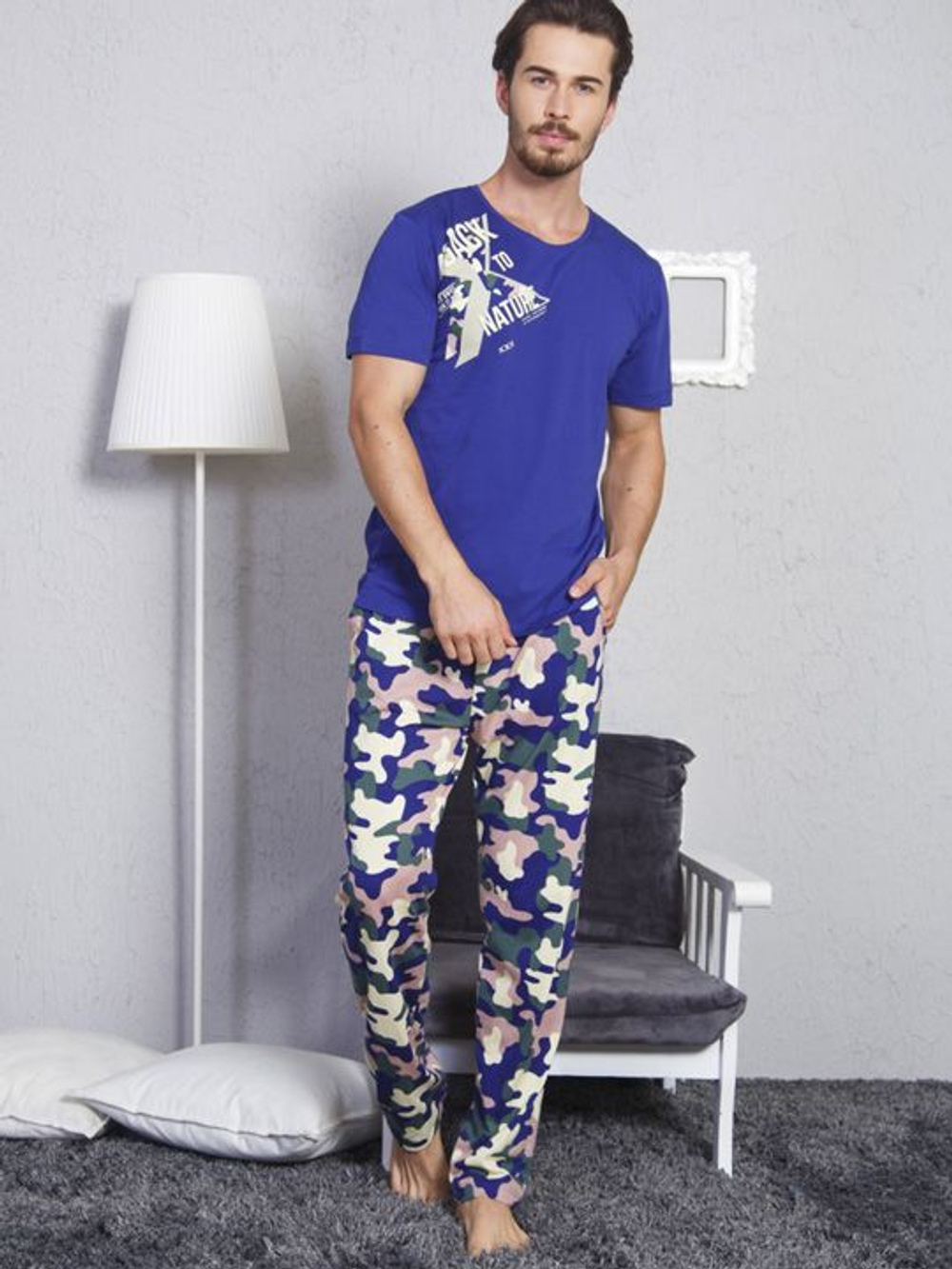Трикотажный мужской комплект с камуфляжными брючками (Размер: M) (Цвет: темно-синий)
