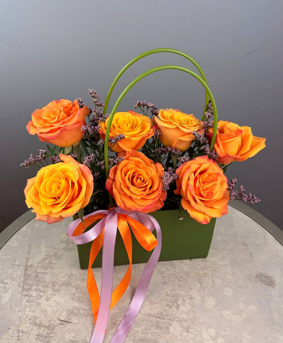 Композиция с оранжевыми розами "Солнце"