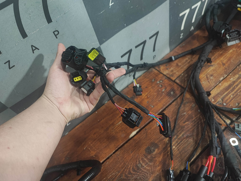 Проводка подкапотная Chery Tiggo 7 Pro 20-нв Б/У Оригинал T1E3723010CA