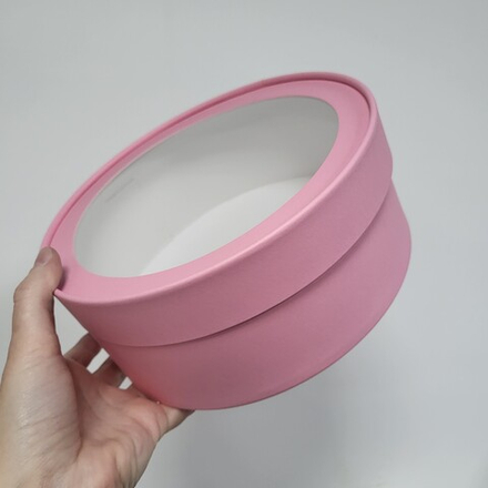 Коробка ТУБУС плотный с окном d=21 см h=8 см (Нежно-розовая)