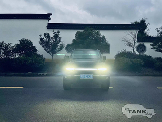 Решетка радиатора с подсветкой для TANK 300