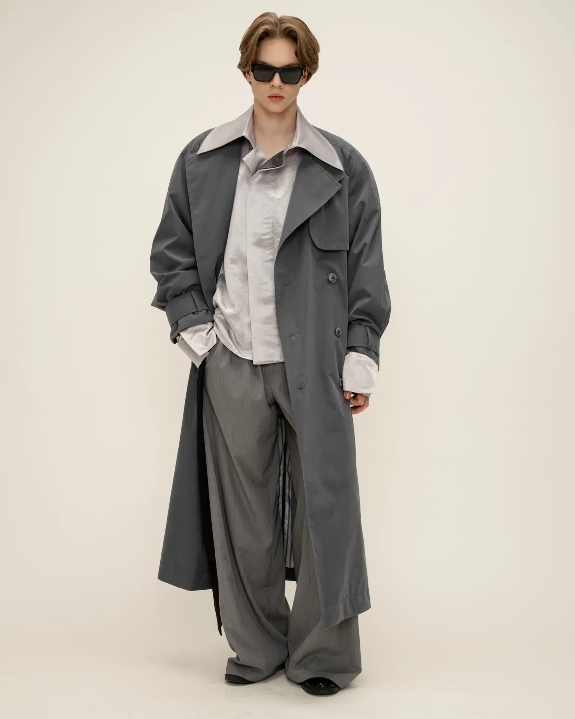 Серый тренч 