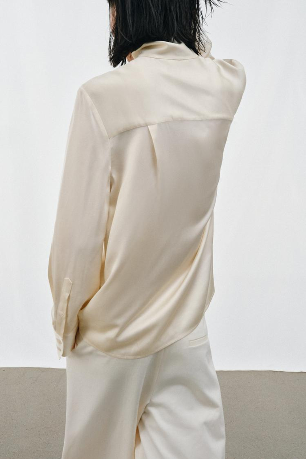 ZARA СВОБОДНАЯ РУБАШКА ИЗ АТЛАСА — ZW COLLECTION, ЭКРЮ