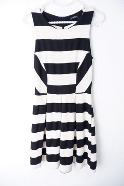 Платье Motivi в полоску 40 размер