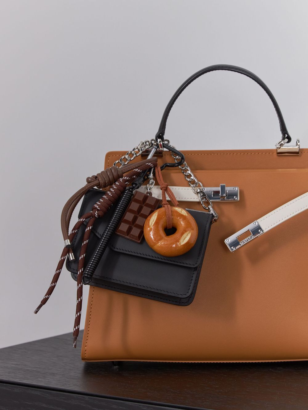 МИНИ-СУМОЧКА, ЧЕРНЫЙ