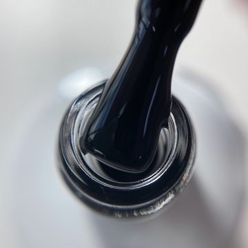 Гель-лак Laro 7 мл. №042 Чёрный