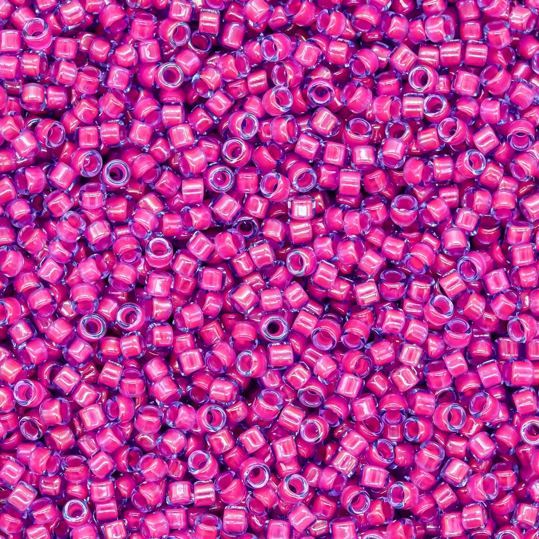 Японский бисер TOHO Treasure (№980), окрашенный изнутри глянцевый