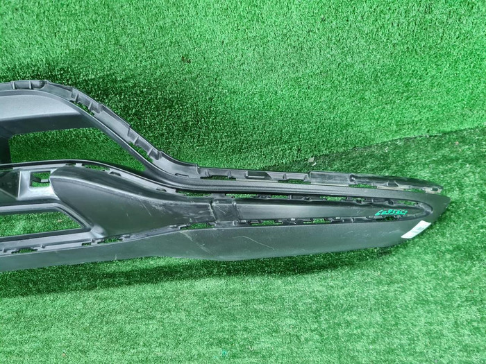 Юбка переднего бампера Mercedes GLC X253 19-22 AMG