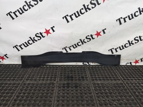 Заслонка сетки капота 2020г.