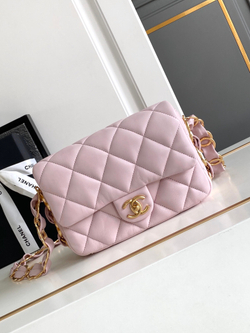 Chanel Bag 19 cm