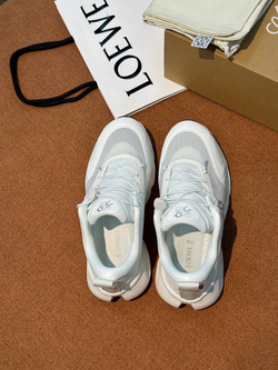 Кроссовки Loewe