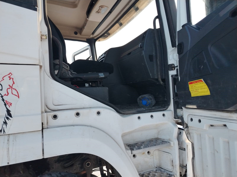Shacman (Shaanxi) SX* 8x4 Самосвал SX33186W366C (Дизельный, 10,8 л, 441 л.с., МТ)