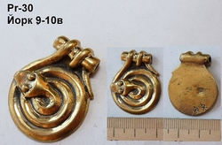 Подвеска. Амулет-змея. Йорк 9-10 в.