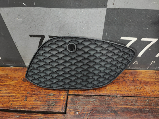 Накладка переднего бампера правая Mercedes GLC (X253) 15-19 Б/У Оригинал A2538850222