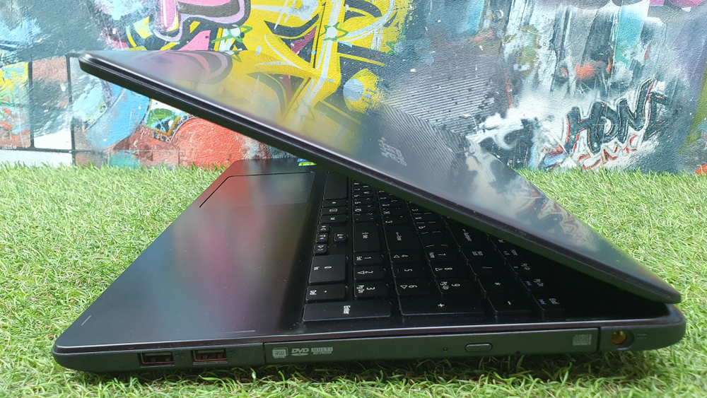 Ноутбук Acer Pentium/4 Gb/820M - 1 ГБ/Extensa EX2510G-P8HF [nx.eeyer.008]/Windows 10