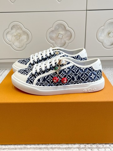 Louis Vuitton Lagoon Sneaker