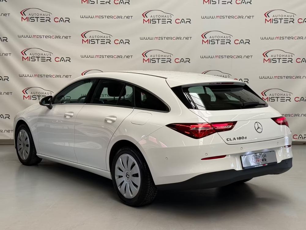Mercedes-Benz CLA 180 Shooting Brake
