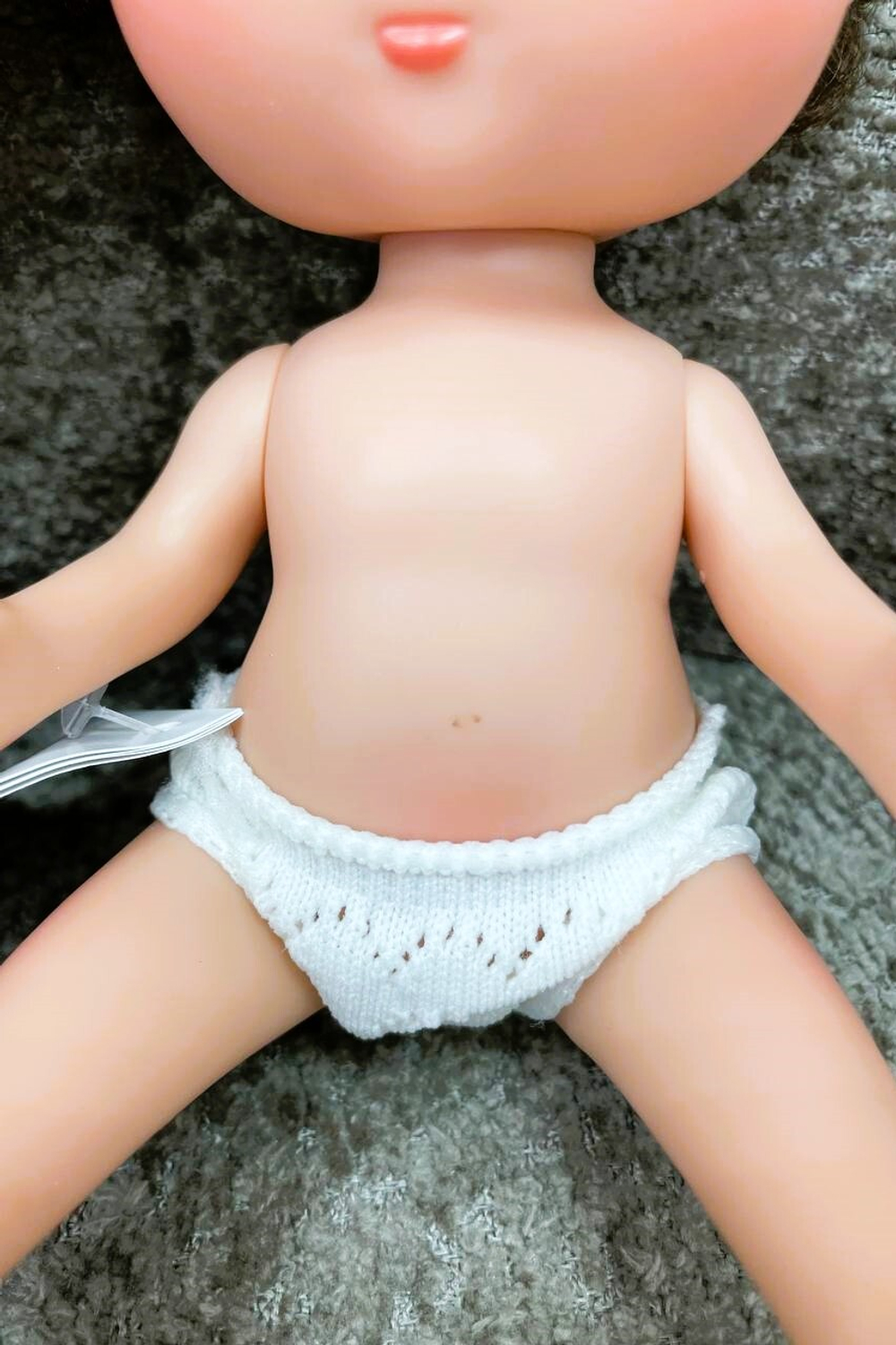 УЦЕНКА Кукла Nines виниловая 23см Little Mio без одежды (3199W18A1)