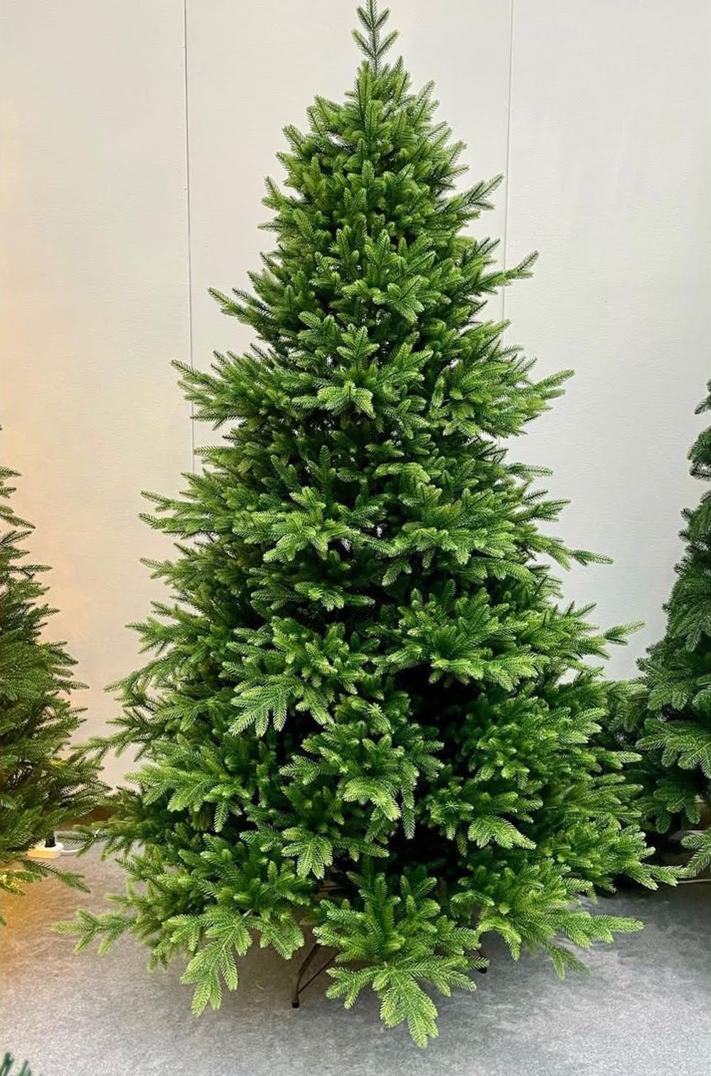 Ель искусственная «Сириус» (Литая хвоя) 185 см / 1,8 м