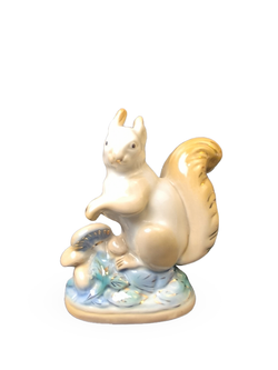 Фарфоровая статуэтка "Белка" Гжель