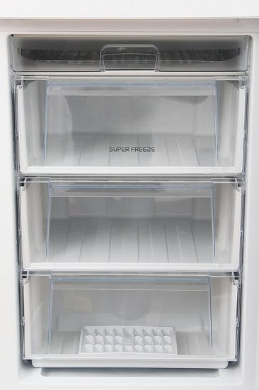 Холодильник Leran CBF 200