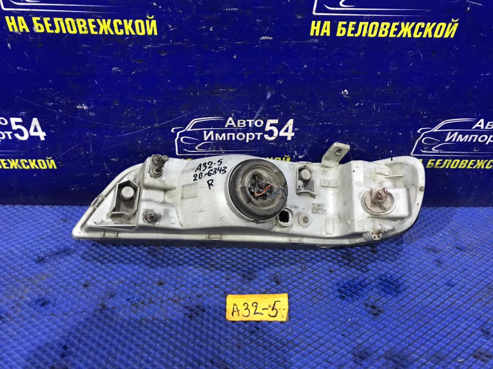 Фара передняя правая NISSAN CEFIRO 1997