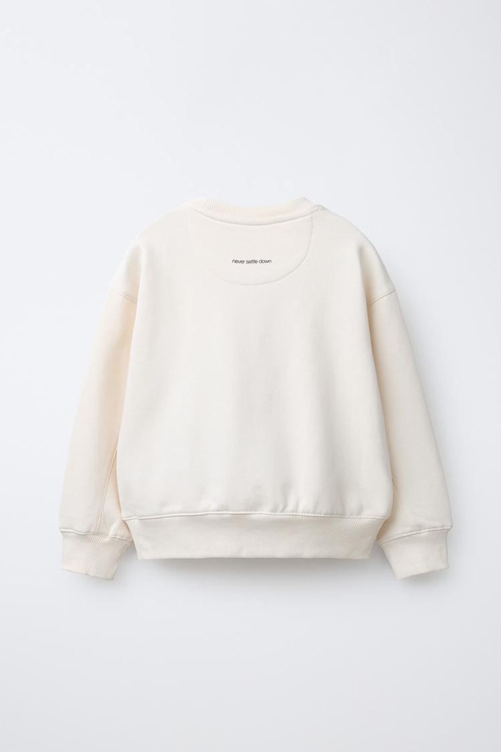 ZARA ТОЛСТОВКА С НАДПИСЬЮ, ЭКРЮ