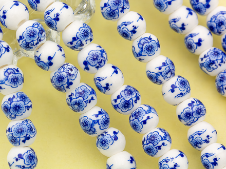 Бусина "Синие цветы" 6мм, фарфор