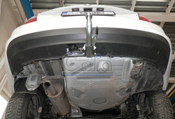 Фаркоп оцинкованный Galia S104C для Skoda Rapid лифтбек/универсал 2013-, SEAT Toledo седан 2013-(паспорт и сертификат в комплекте)(без электрики)