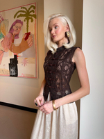 Блуза без рукавов из гипюра