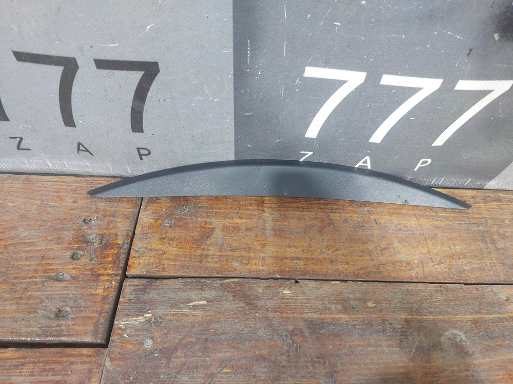 Накладка двери задней правой Kia Rio 4 X-Line 17-нв Б/У Оригинал 87732H0500