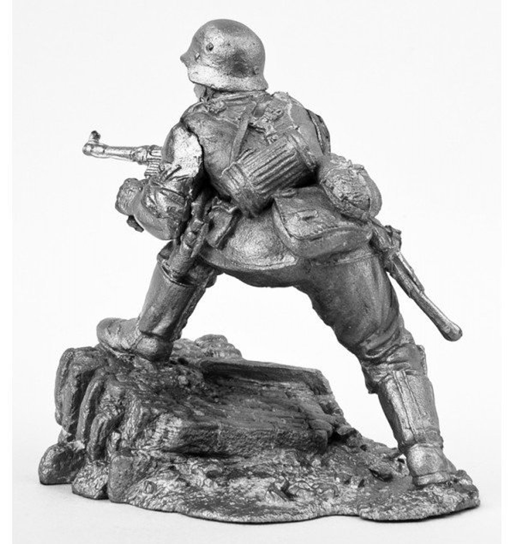 Оловянный солдатик Пехотинец Германия № 2, 1943 г.