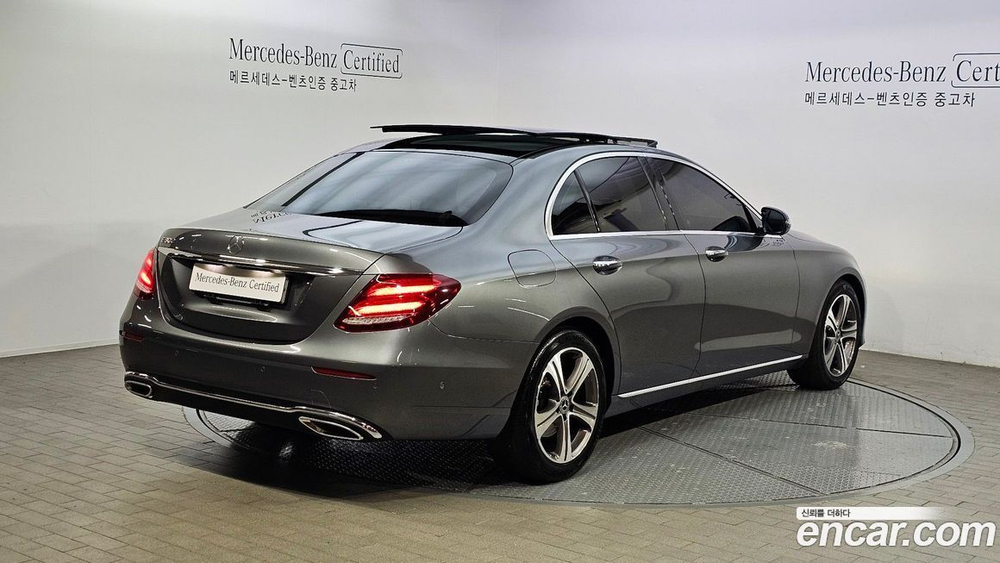 Mercedes-Benz E-Class W213 E300 Avangarde (08.2019)