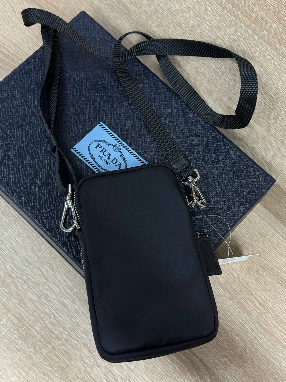 Сумка-мессенджер Prada