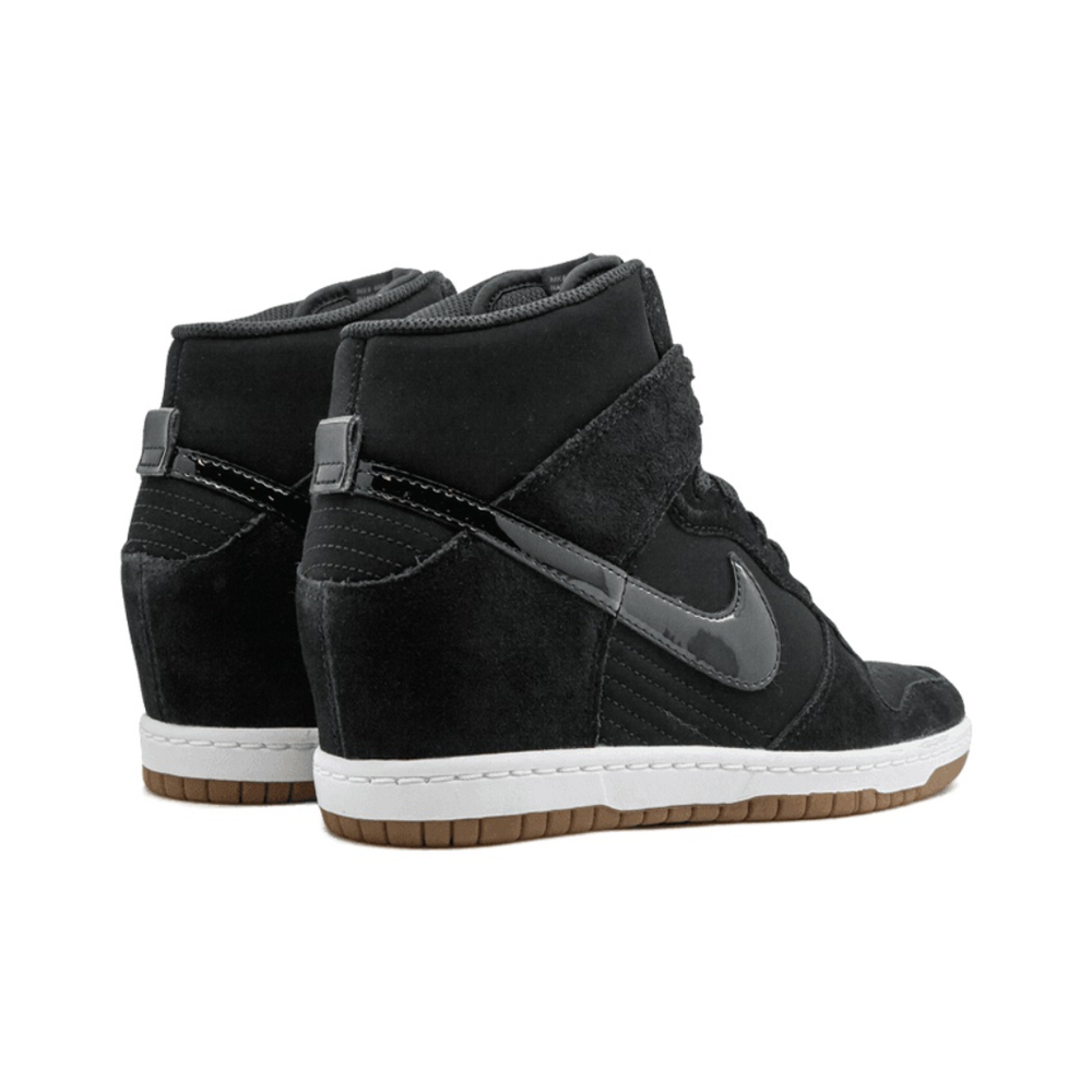 Женские кроссовки Nike Dunk Sky Hi Essential 'Black Gum' 644877-011