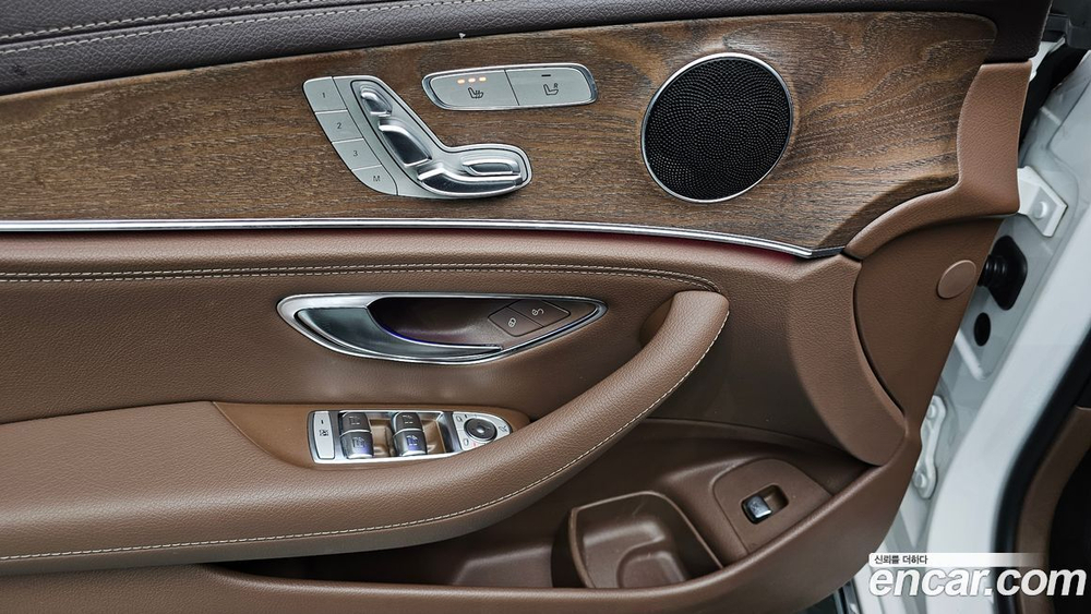 Mercedes-Benz E-Class W213 E220d 4MATIC Exclusive (10.2019)