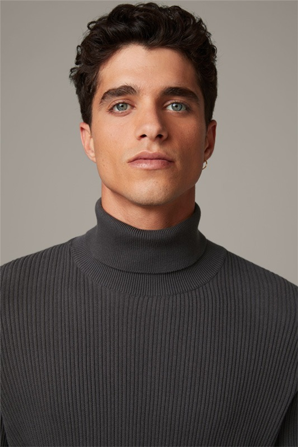 Свитер мужской STRELLSON