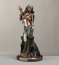 Veronese WS-1321 Статуэтка «Геката - богиня волшебства и всего таинственного»