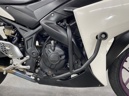 Yamaha YZF-R25 , 2015