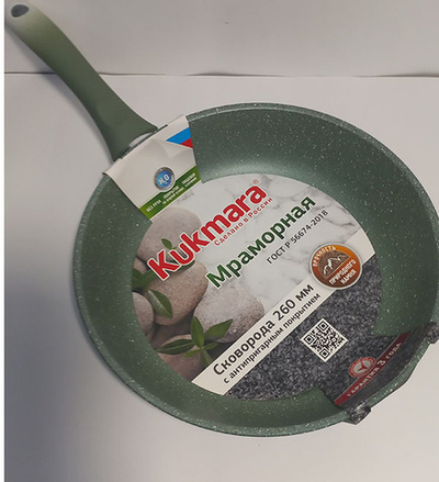 Сковорода 260/26мм.KUKMARA АП с ручкой (фисташковый мрамор)