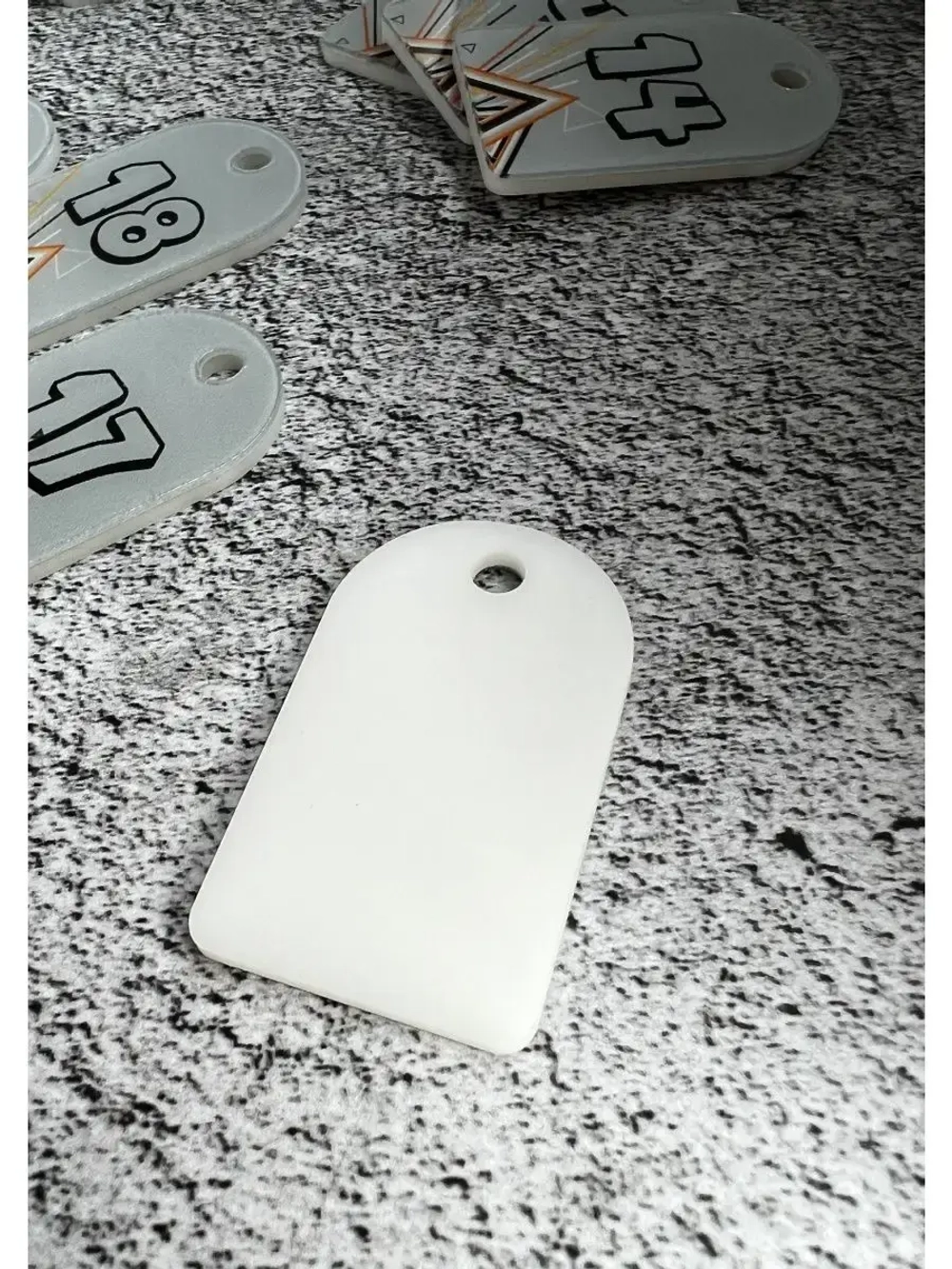 Номерки для ключей 3х5 см