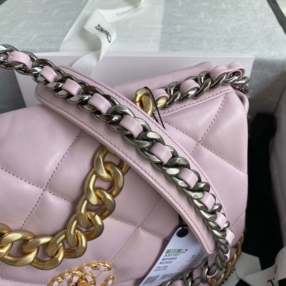 Chanel 19 Large 30 cm