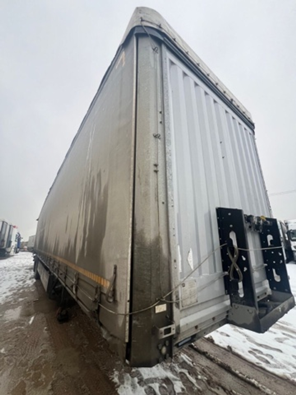 KOLUMAN S Полуприцеп шторный S-3 (длина 13,6 м.)