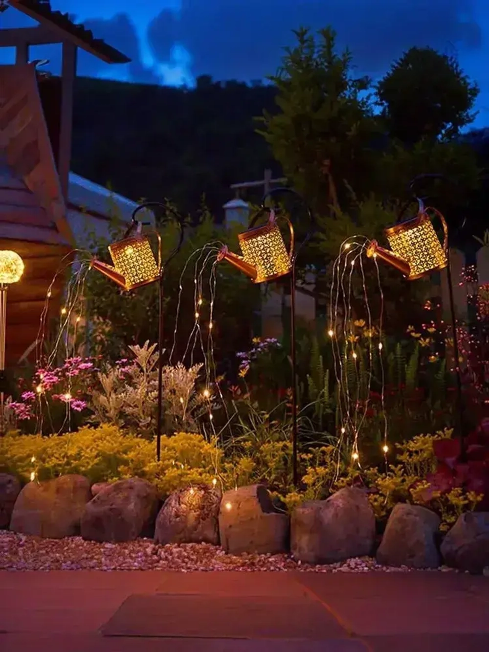 Садовый светильник на солнечной батарее уличный "Лейка"